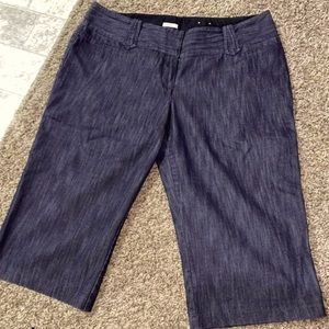 Gray/charcoal/black capris